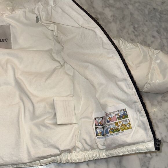 MONCLER WHITE UNISEX HOODED DOWN JACKET 3Y - Picture 16 of 17